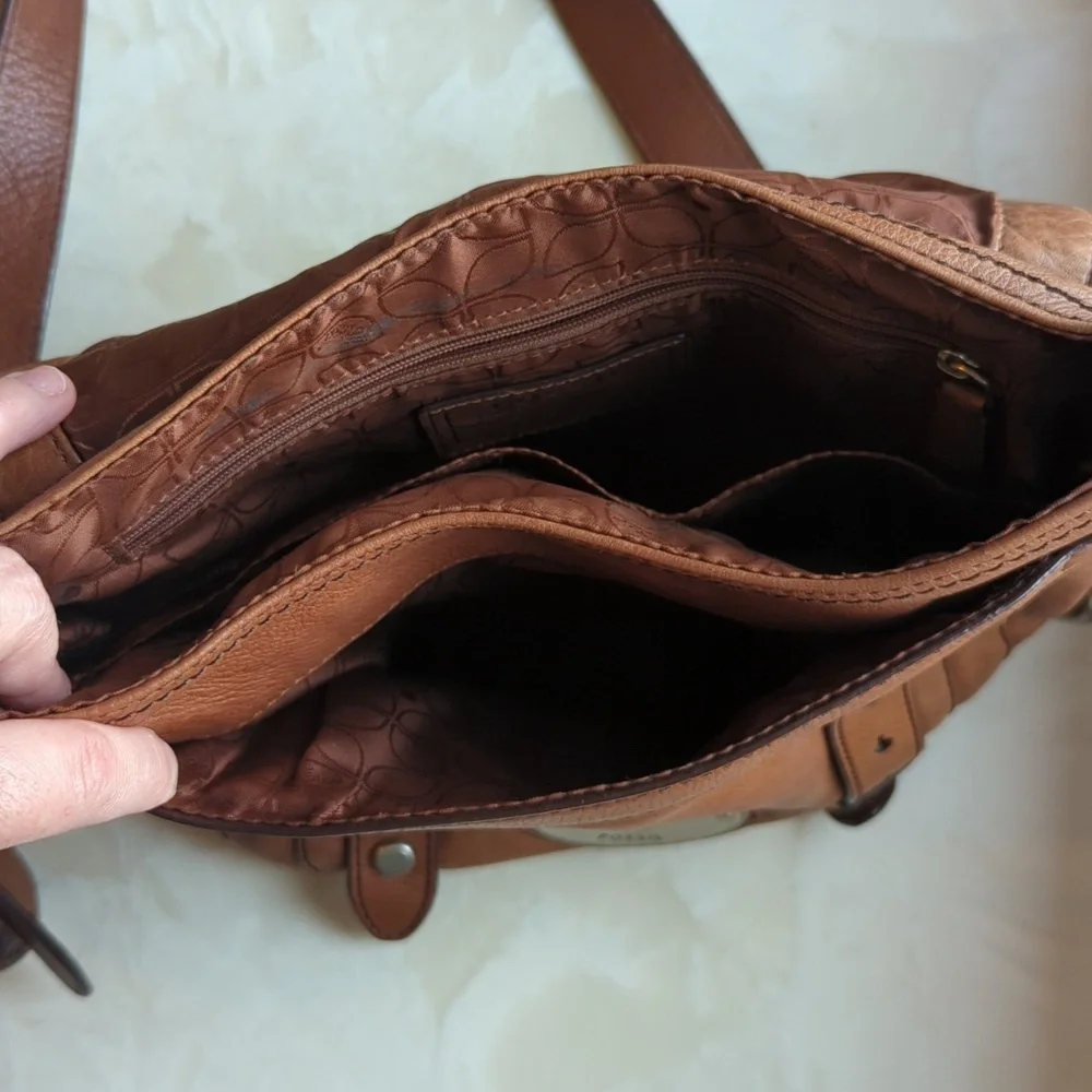 Vintage Fossil Tan Leather Maddox Crossbody Shoulder Bag - Picture 6 of 7